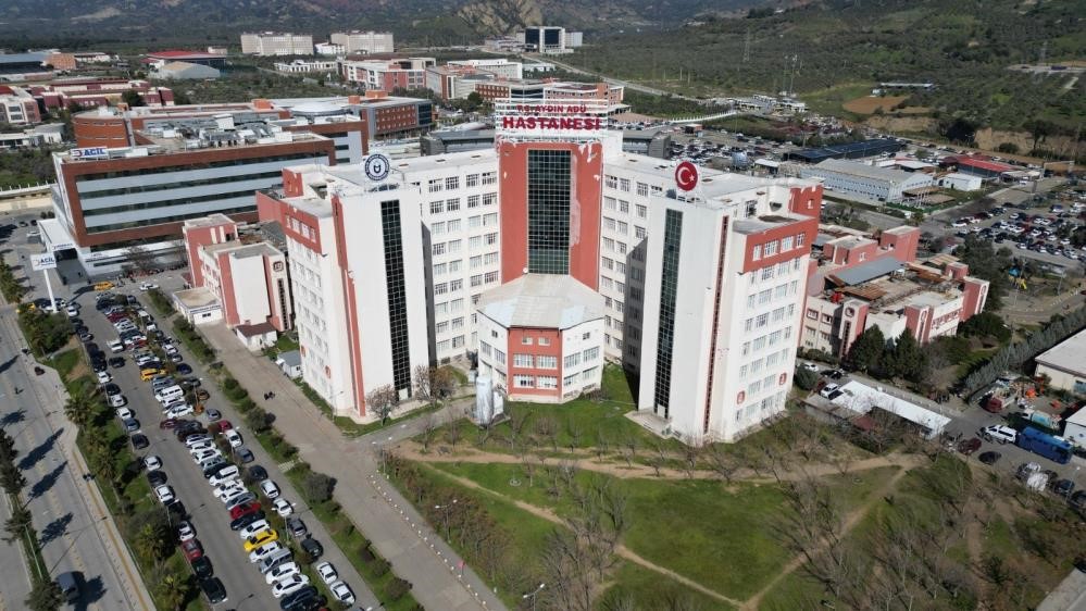 Aylardır sessizliğini koruyan AD&Uuml; Rekt&ouml;r&uuml; Kent, olaylardan 8 ay sonra kamuoyunu bilgilendirme ihtiyacı duydu
