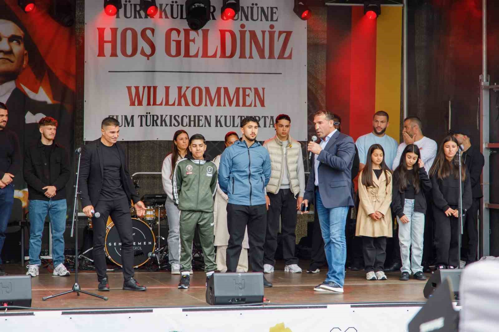 Fırat Arslan ve Gökhan Arslan, Stuttgart’ta buluştu
