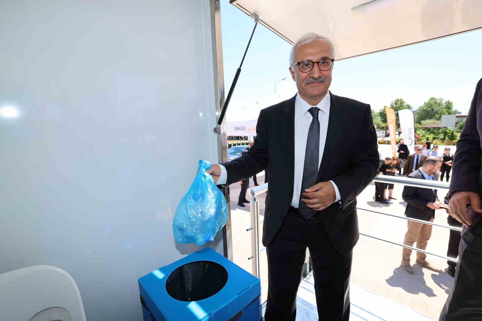 Gebze Belediyesi’nden ’Atığını Getir Kahveni Götür’

