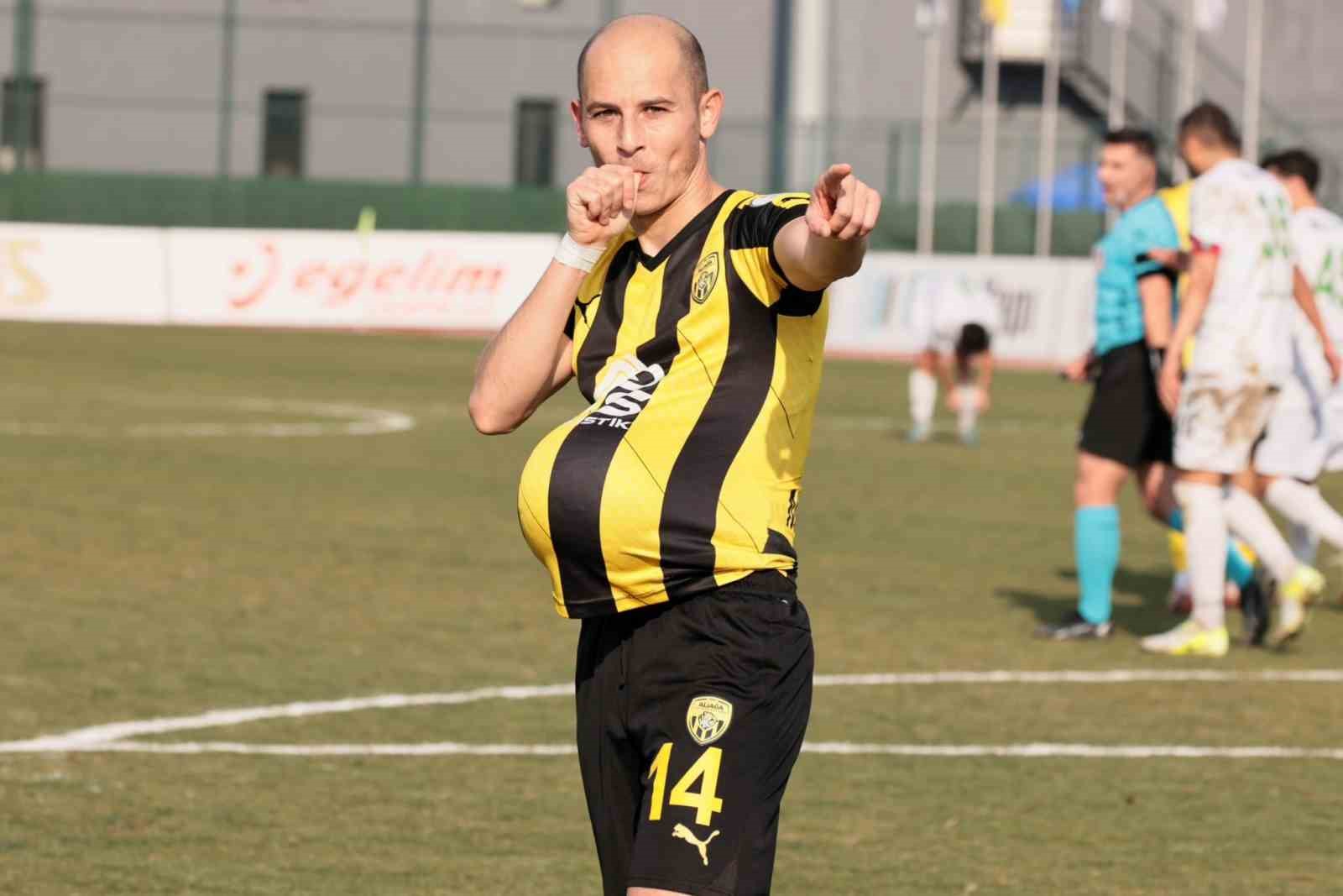 Aliağa FK, Muhammed Raşit’le yollarını ayırdı