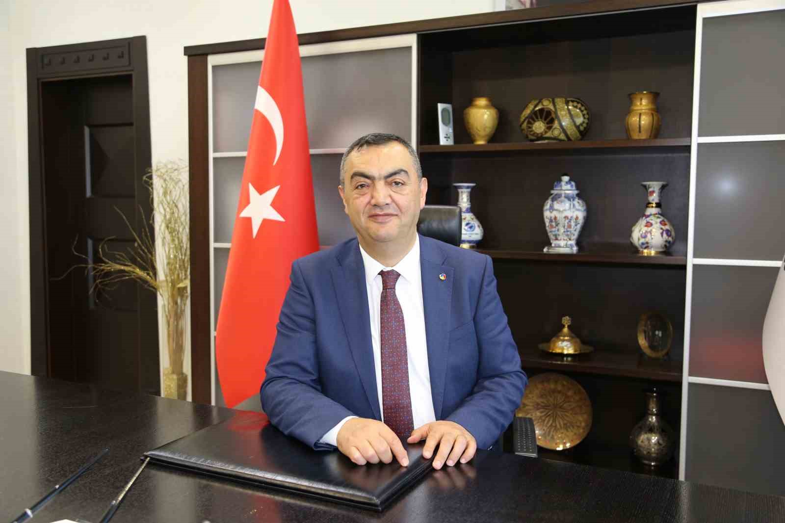 Başkan Büyüksimitci: "Ülkemizin kalkınmasına değerli katkılar sunan tüm firmalarımızla gurur duyuyoruz"