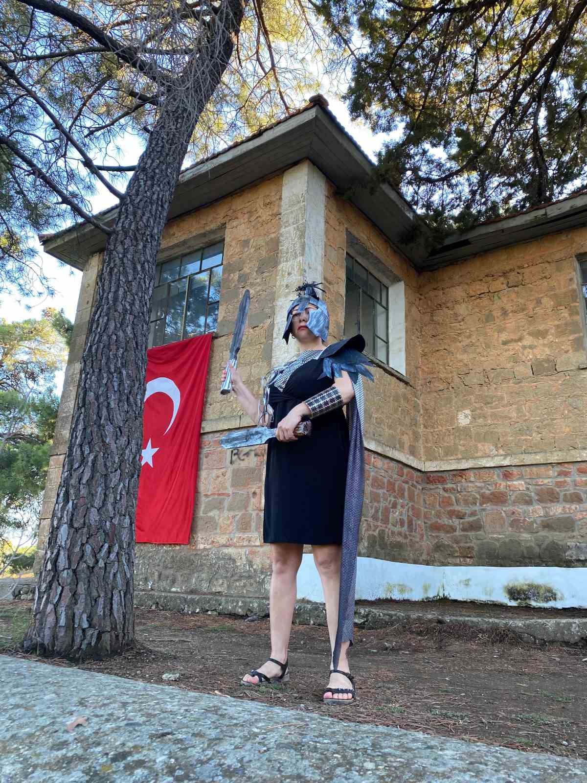 Kazdağları&rsquo;nda "Yunan Mitolojik Tanrıları ve Truva Defilesi" d&uuml;zenlendi
