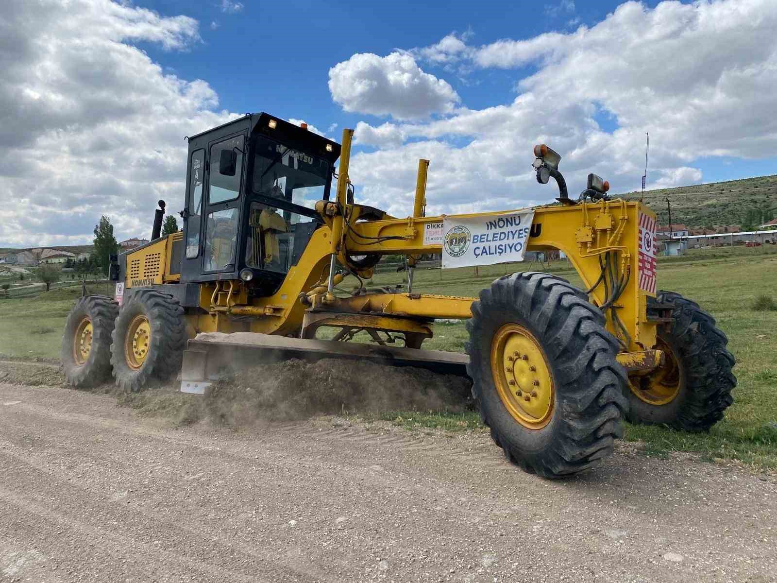 İnönü’de tarım arazilerine ulaşım kolaylığı yıl boyunca devam ediyor