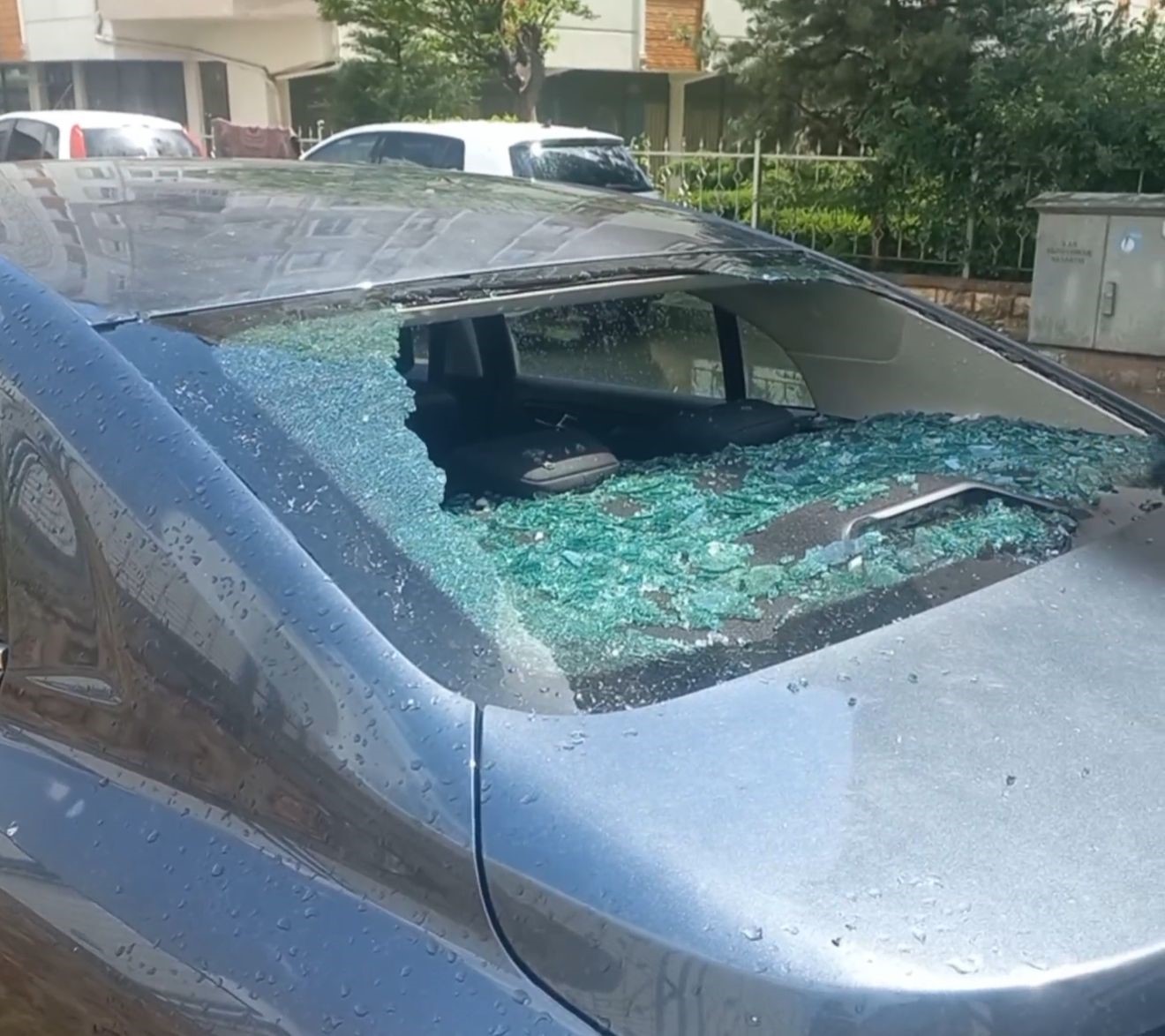 Tokat&rsquo;ta ceviz b&uuml;y&uuml;kl&uuml;ğ&uuml;nde dolu yağdı
