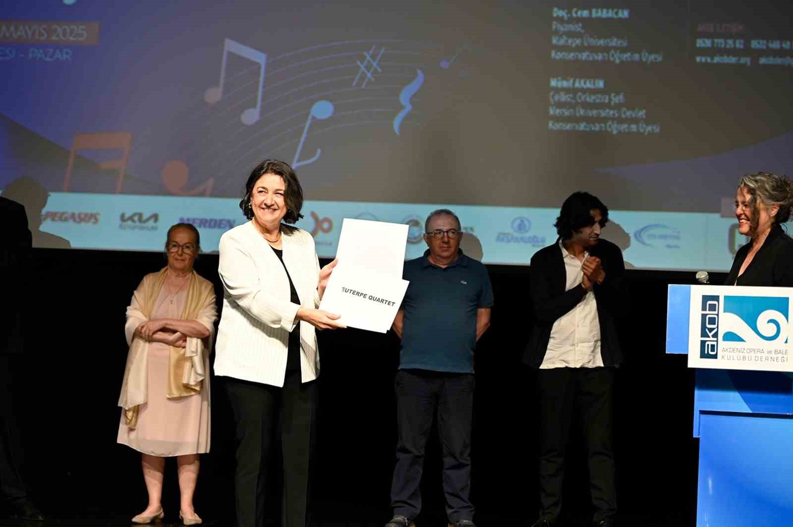 AKOB 8. Ulusal Oda M&uuml;ziği Yarışması yapıldı
