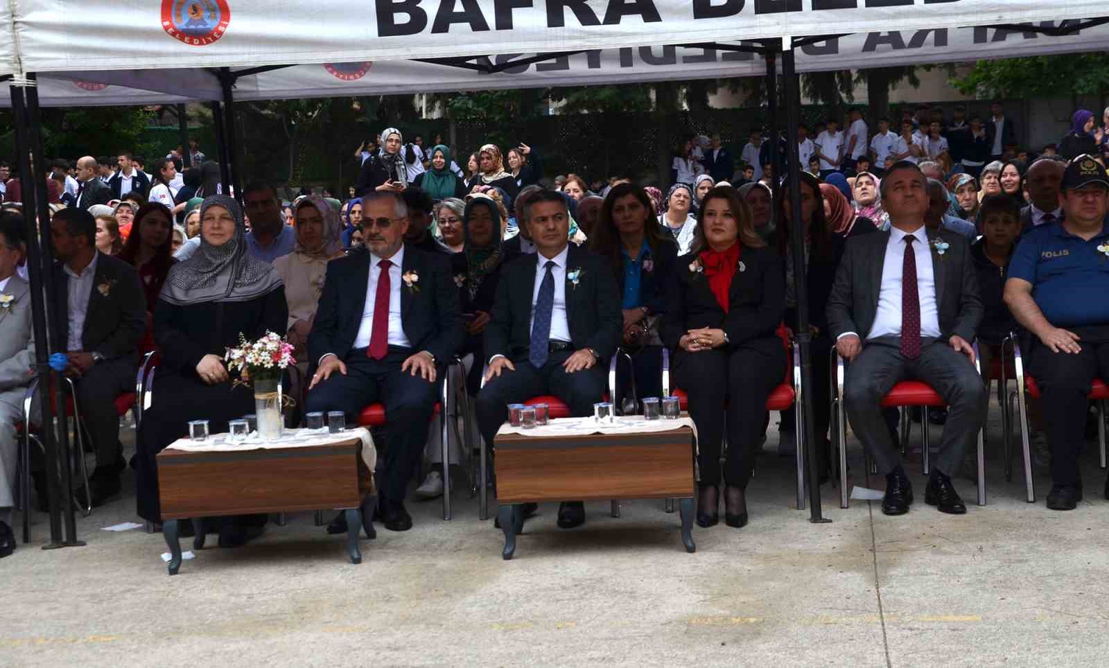 Bafra’da yıl sonu sergisi
