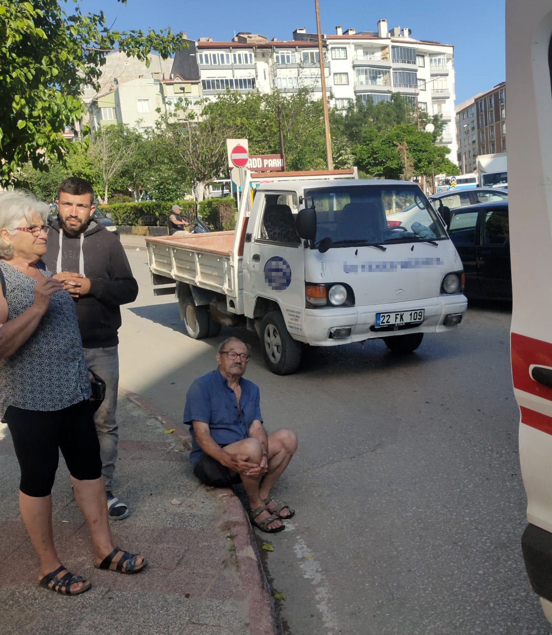 Keşan’da kamyonetin çarptığı Fransa vatandaşı yaya yaralandı