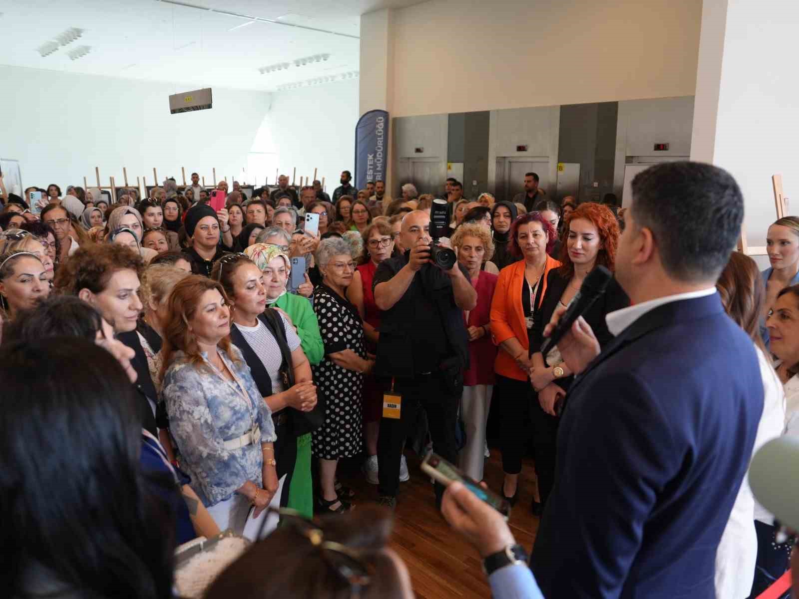 ‘Üreten kadınların izi’ Ataşehir’de