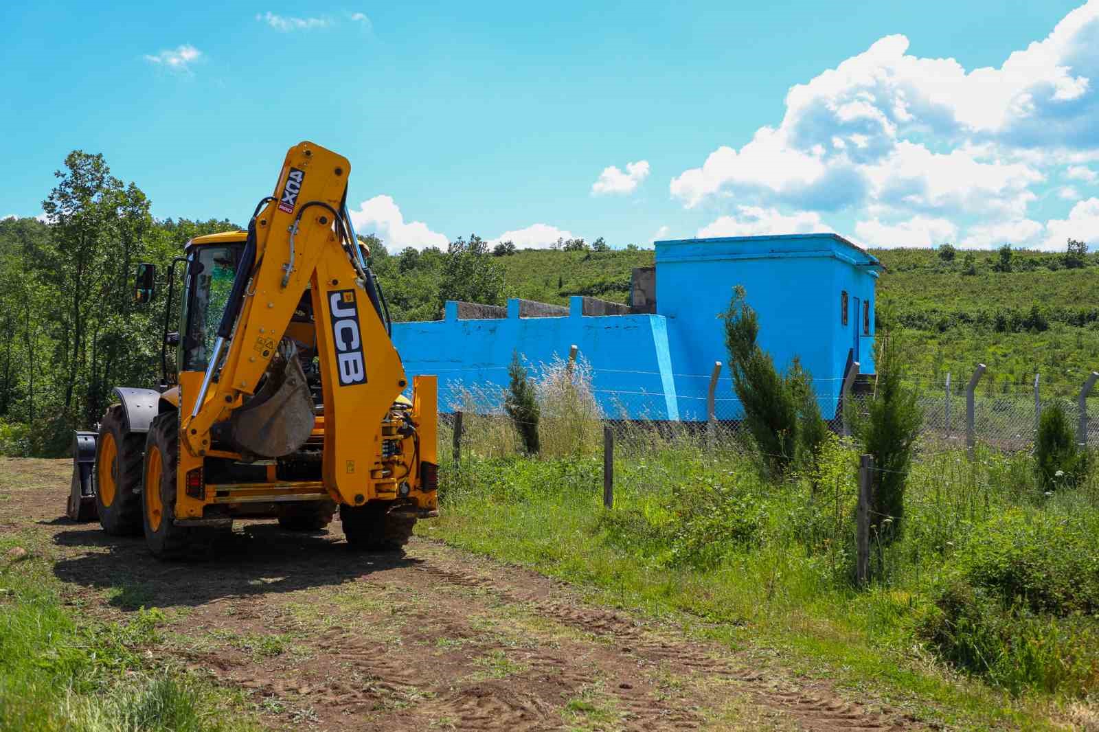 Hendek&rsquo;in iki mahallesine 3 bin metrelik g&uuml;&ccedil;l&uuml; altyapı ile kesintisiz i&ccedil;me suyu
