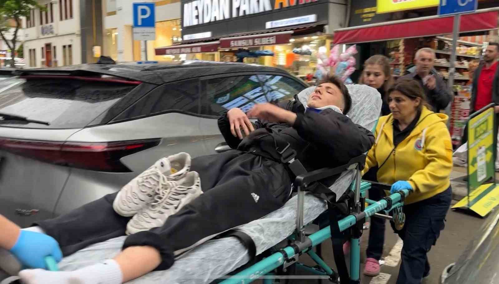 Yağmur nedeniyle kayganlaşan yolda motosiklet kaza yaptı: 1 yaralı