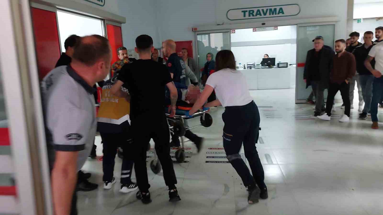 Cezaevi m&uuml;d&uuml;r&uuml; cinayetine karışan şahıs silahlı saldırıda hayatını kaybetti
