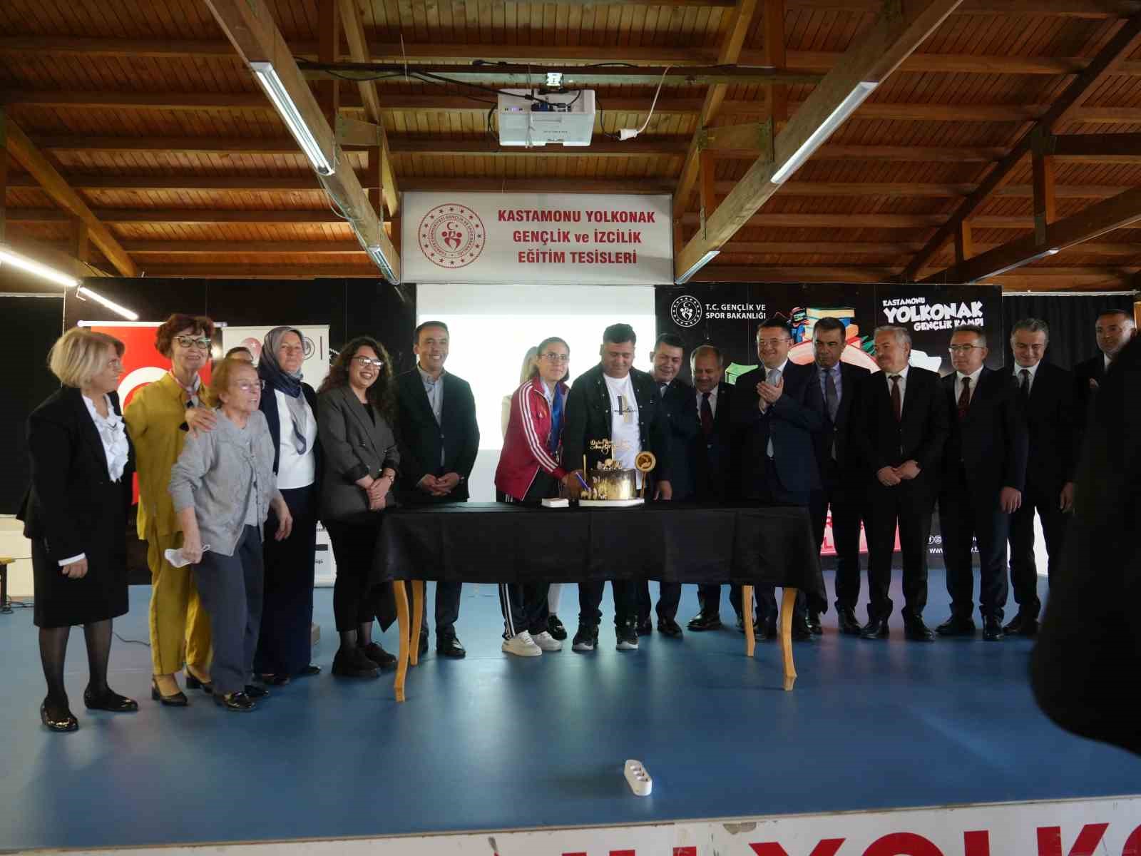 Bin 950 özel birey annesi ile yaşlı bireye yaşam konforunu arttıracak eğitim