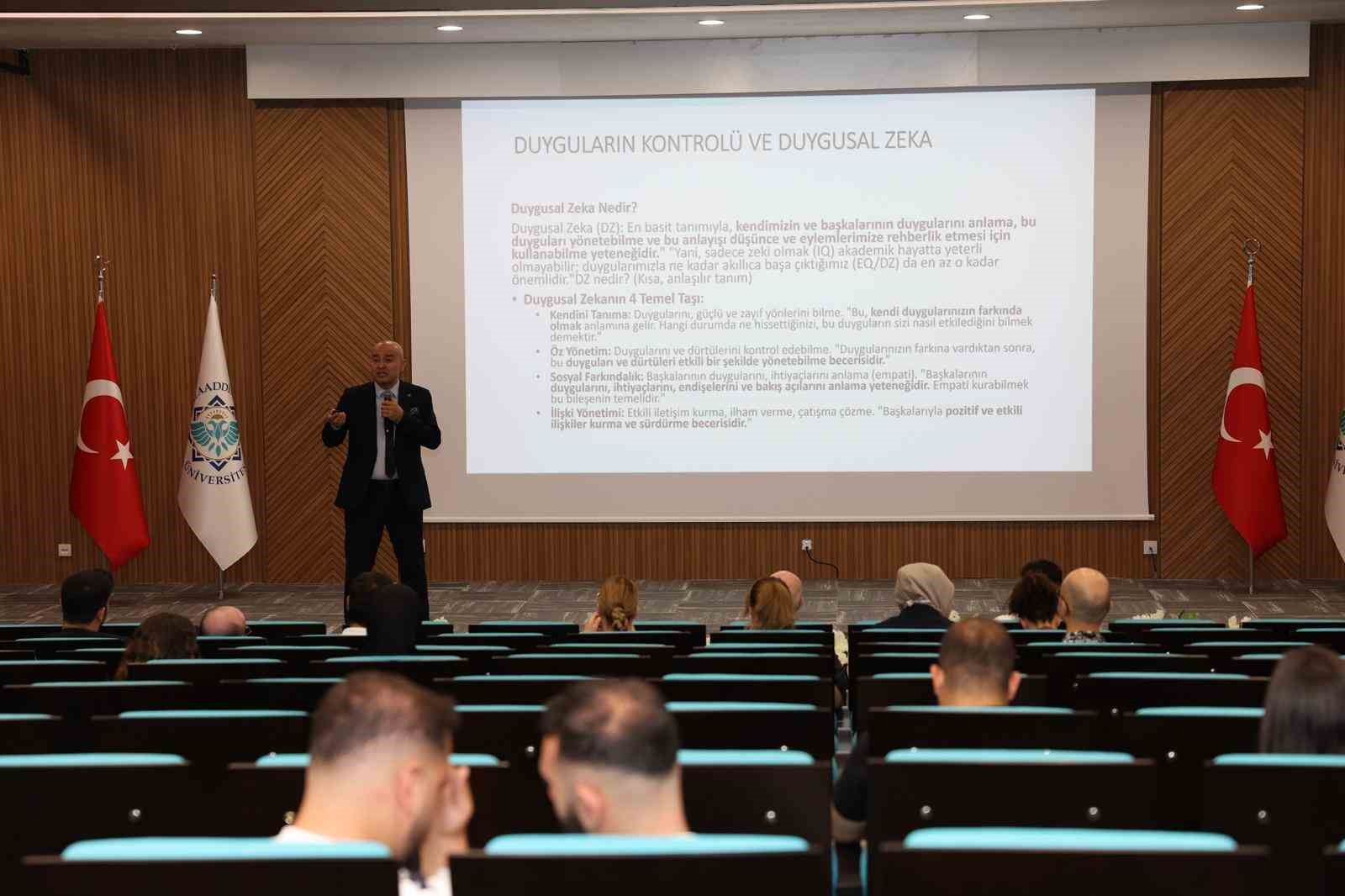 ALKÜ’de duygusal zeka, stres ve öfke yönetimi eğitimi