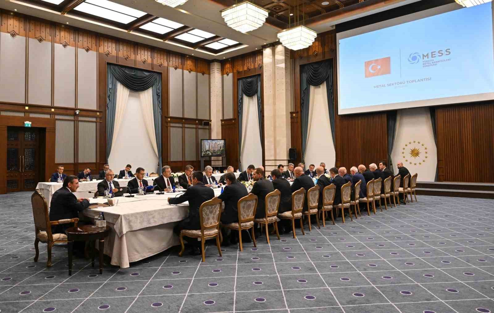 Cumhurbaşkanı Yardımcısı Yılmaz: "Metal sektörümüzü kamu, özel sektör ve çalışanlarımızın iş birliğiyle daha da güçlendirmekte kararlıyız"