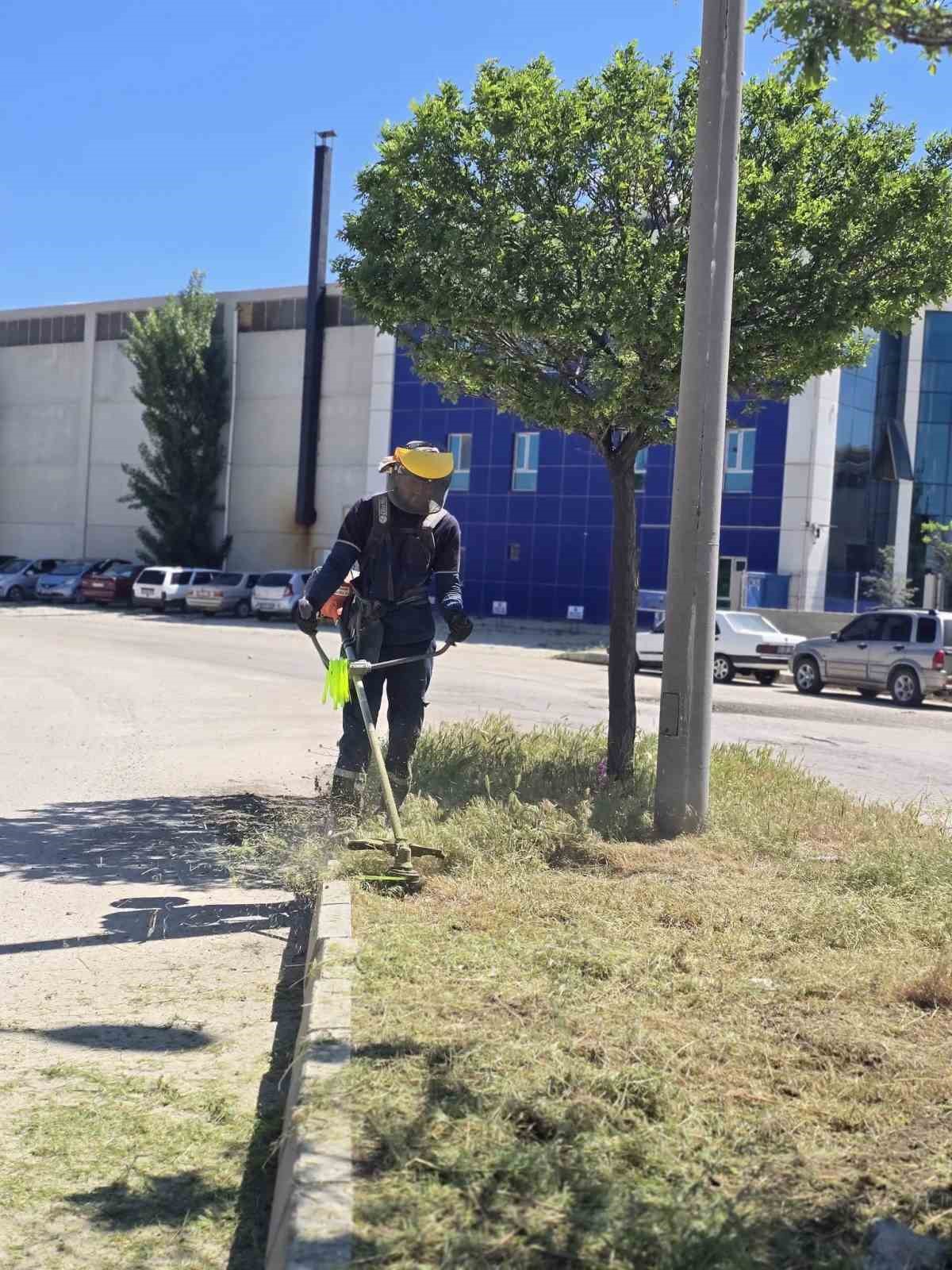 Afyonkarahisar OSB’de yeşil dönüşüm ve altyapı çalışmaları sürüyor
