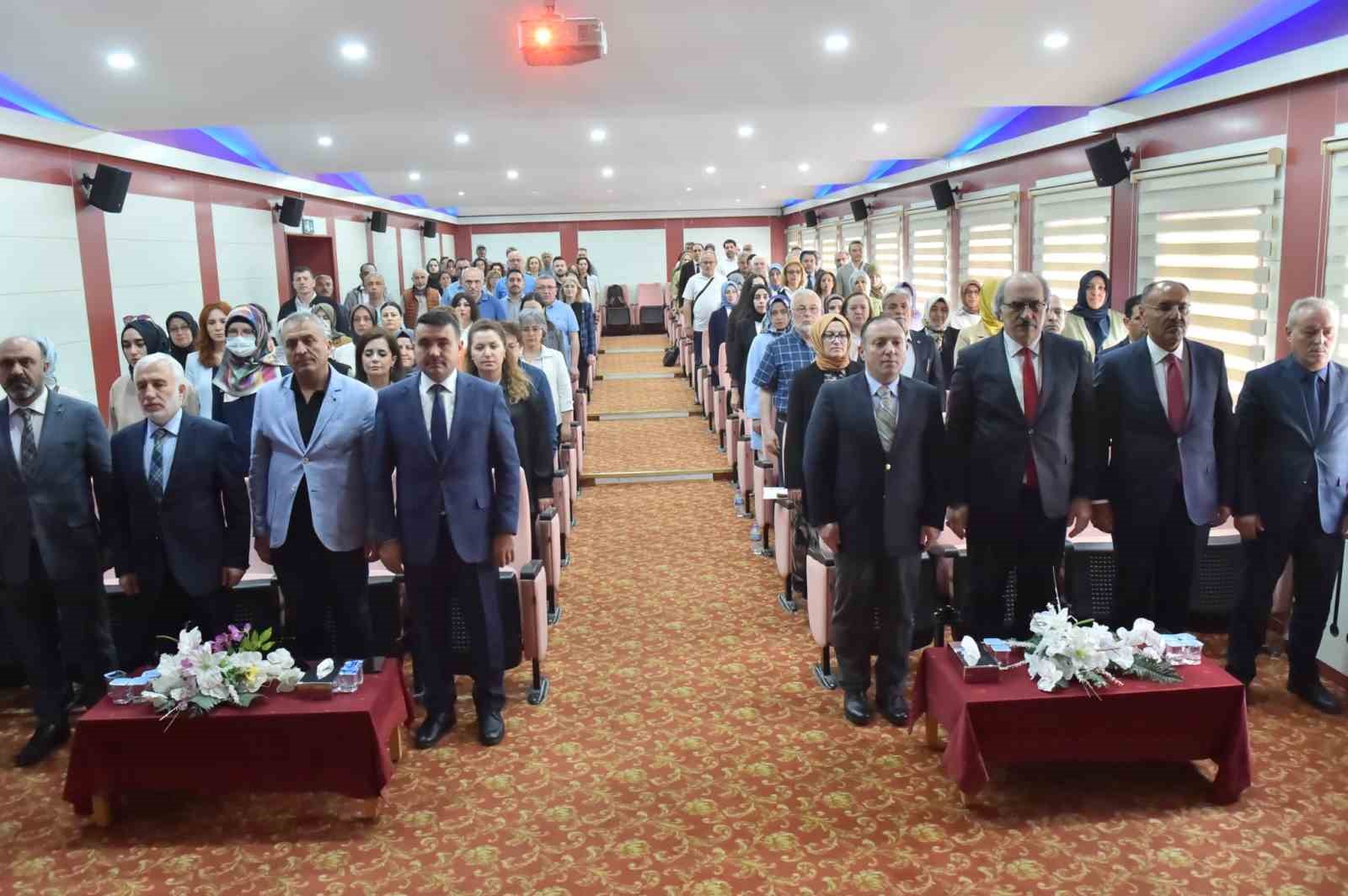 Erzurum’da "Öğrencilerin söz varlığının tespiti, geliştirilmesi ve izlenmesi" çalıştayı