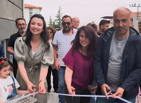 Binnur Uzan&rsquo;ın &ouml;ğrencilerinin eserleri b&uuml;y&uuml;k ilgi g&ouml;rd&uuml;
