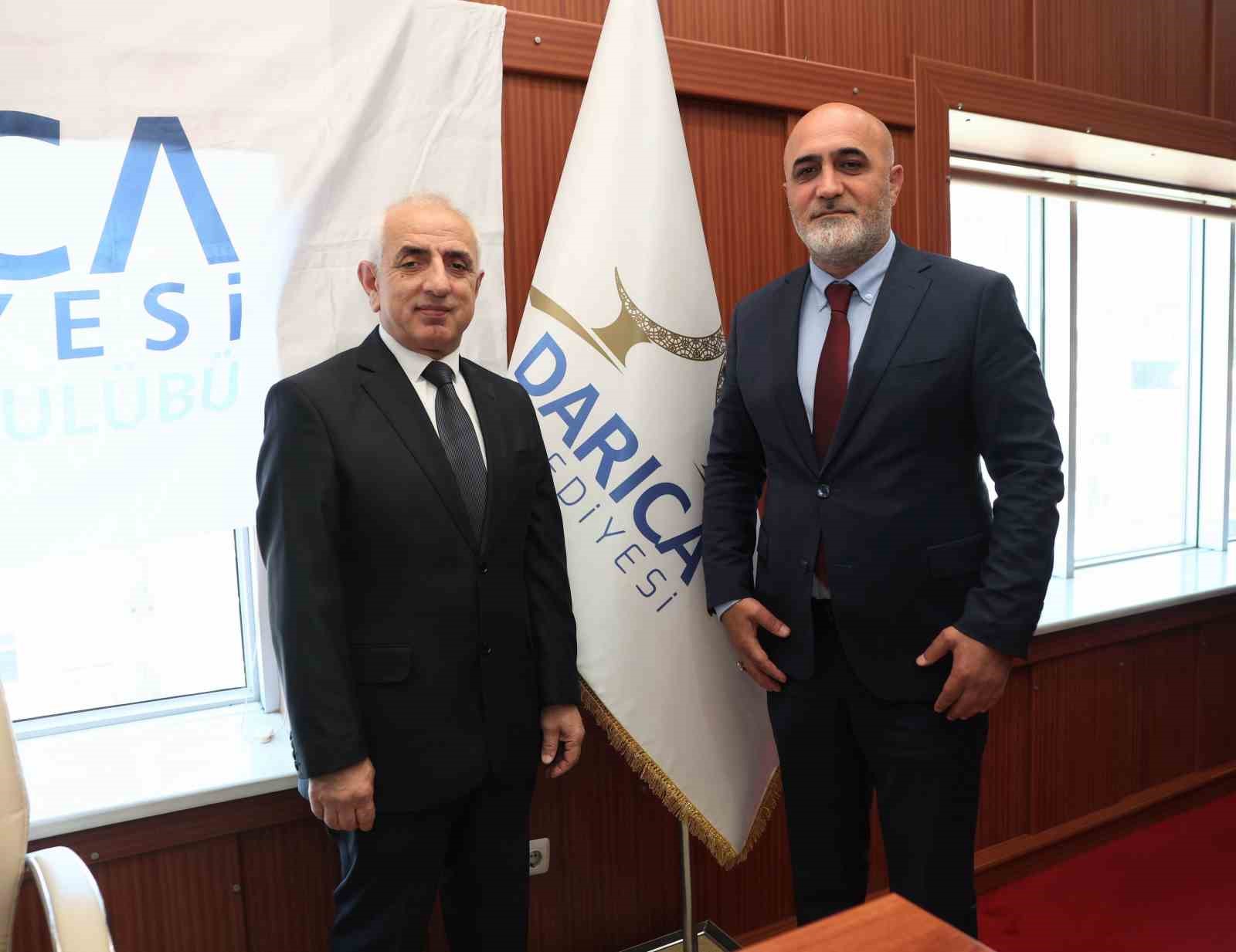 DARES’te bayrak değişimi