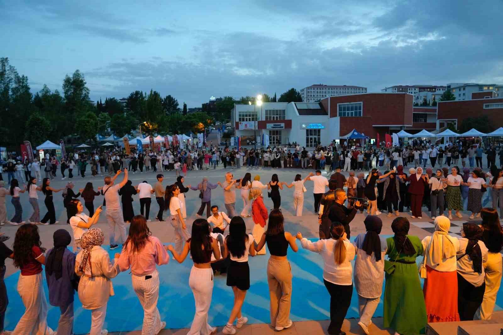 Adıyaman Üniversitesi’nde bahar şenliği
