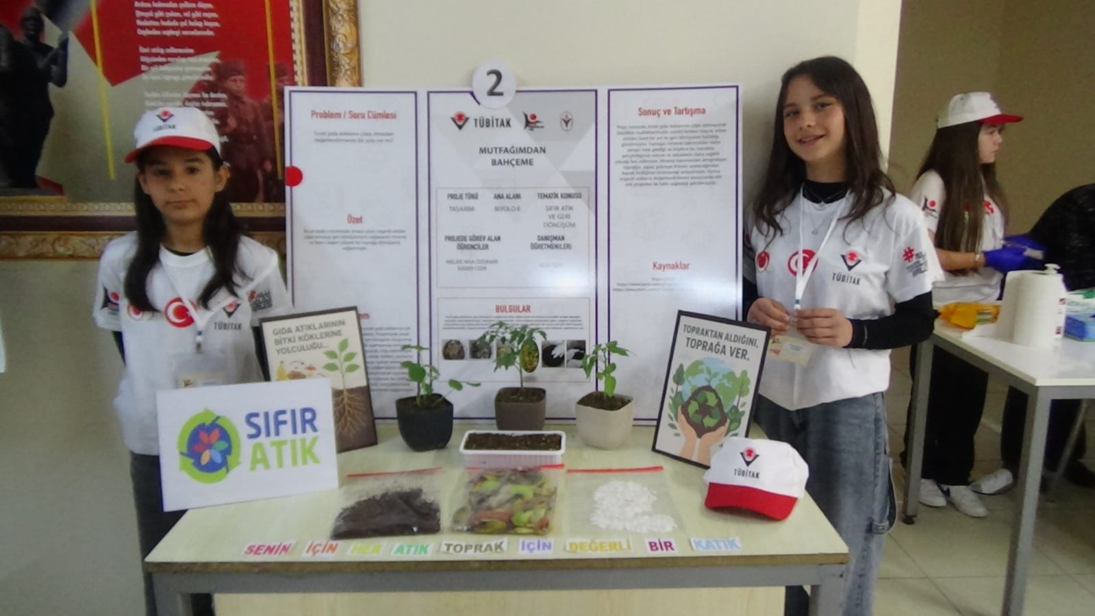 Bilim Fuarı’nda öğrencilerin hazırladığı projeler ilgi gördü
