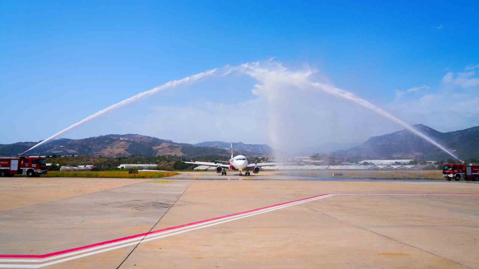 Kazakistan’dan Gazipaşa-Alanya Havalimanı’na ilk direkt uçuş gerçekleşti
