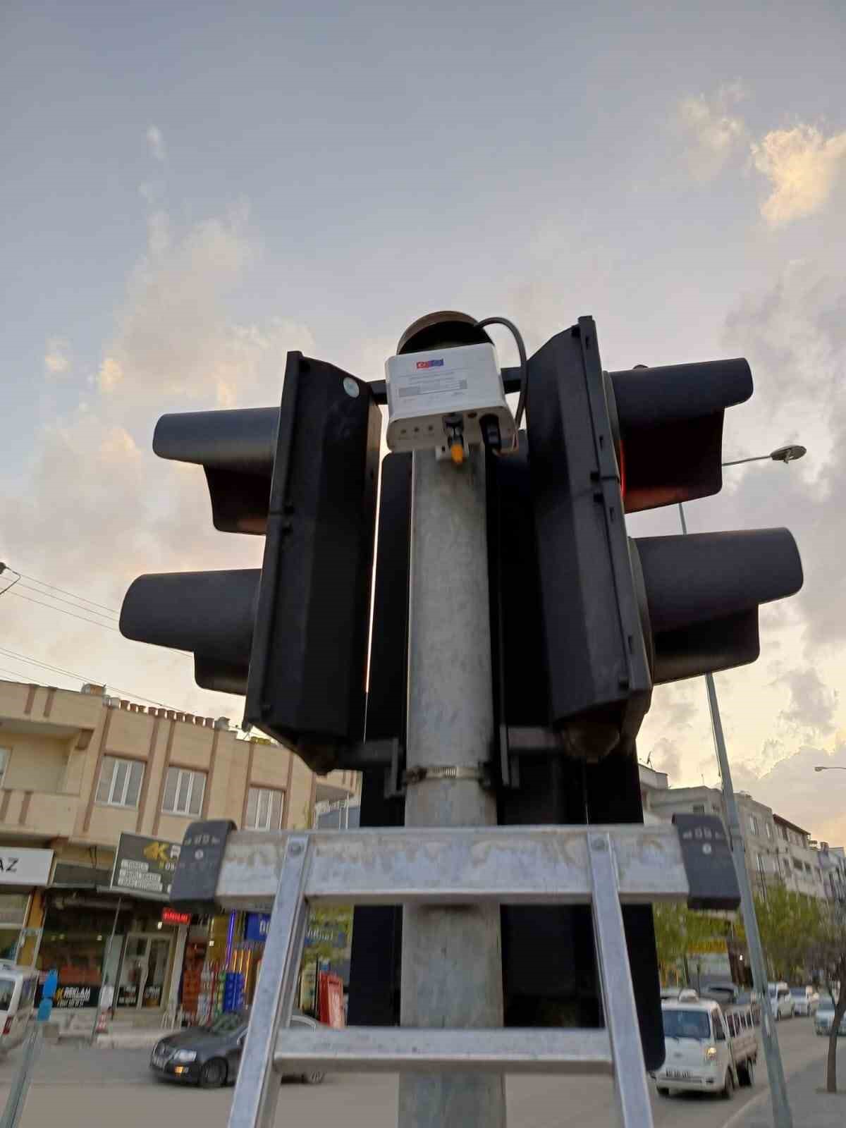 Gaziantep B&uuml;y&uuml;kşehir&rsquo;den trafik i&ccedil;in yenilik&ccedil;i uygulama
