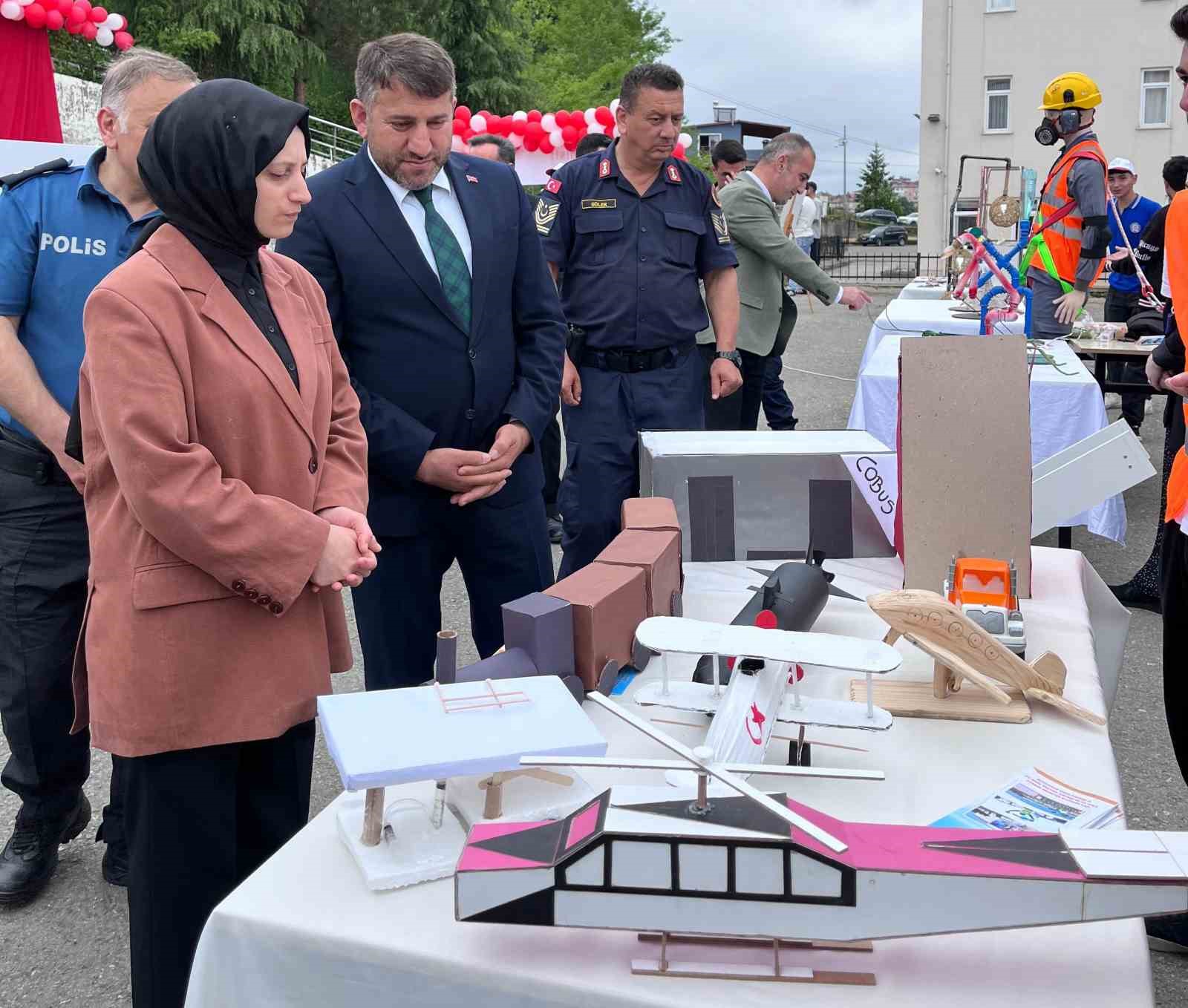 Ulubey’de bilim fuarı açıldı