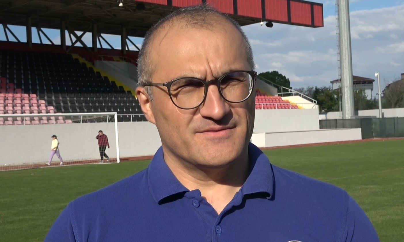 Tavşanlı&rsquo;dan baba- kız bilek g&uuml;reşinde aldıkları madalyalarla Tavşanlı&rsquo;na b&uuml;y&uuml;k gurur yaşattı
