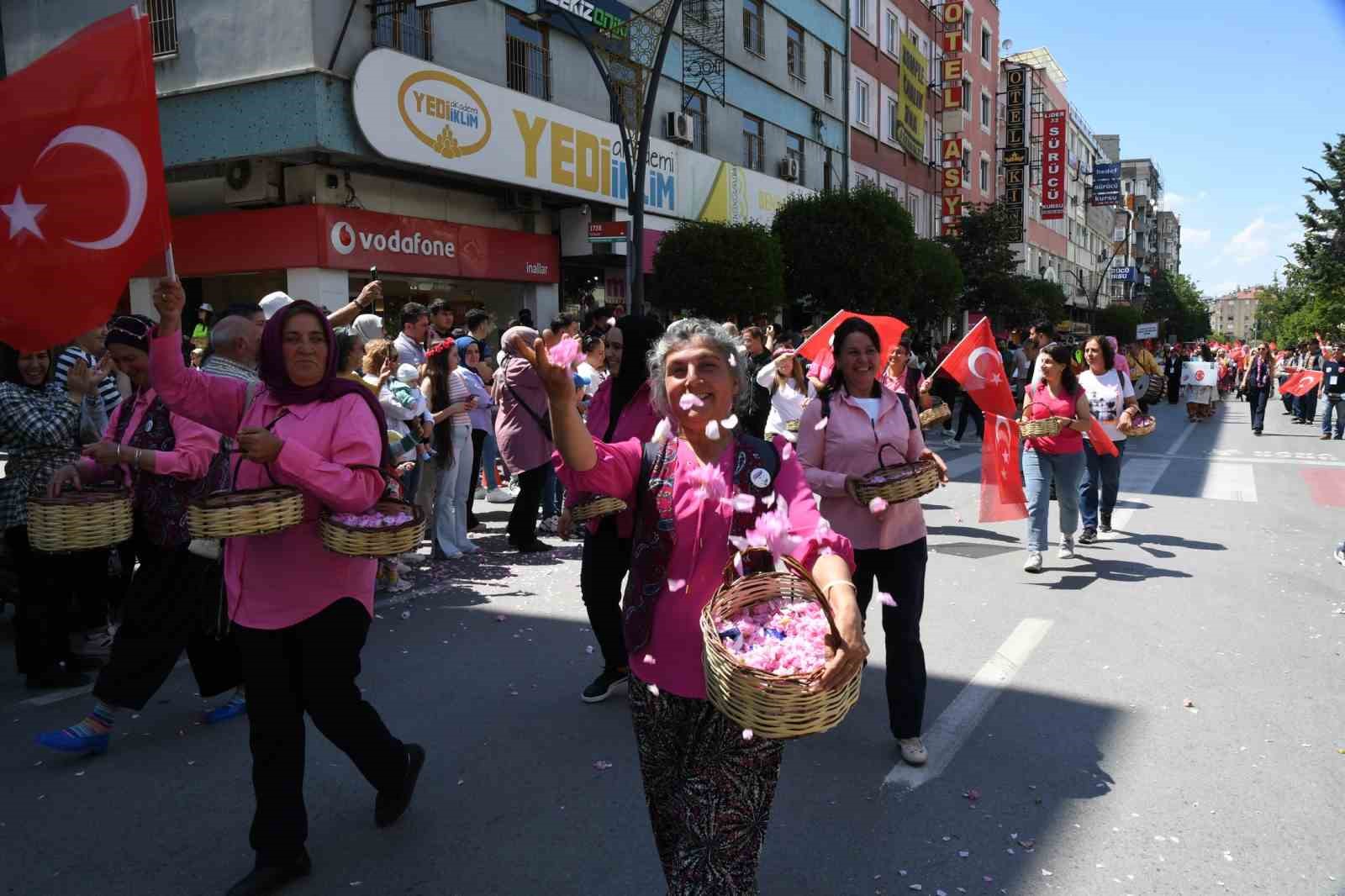 Isparta Gül Festivaline hazır
