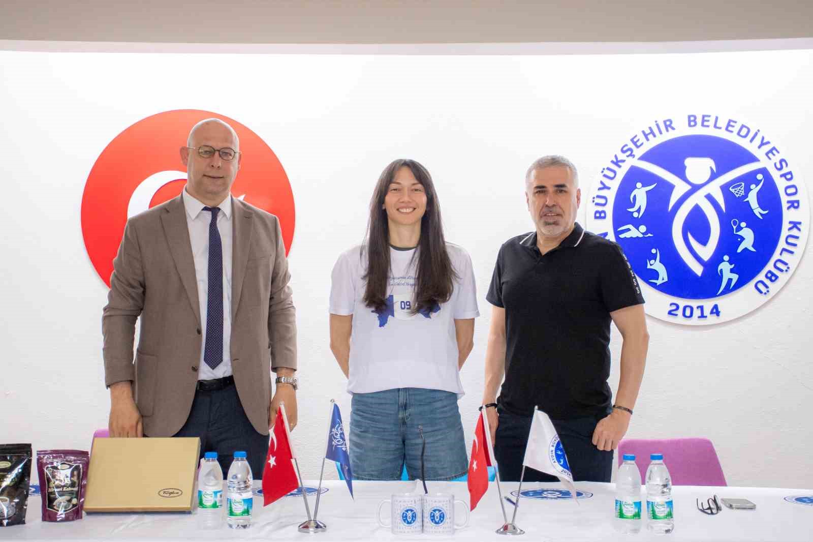 Aydın&rsquo;ın Sultanları, kaptan Şekerci ile yola devam edecek
