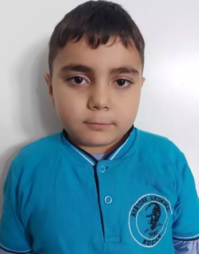 9 yaşındaki Mehmet Efe, geçirdiği rahatsızlık sonucu hayatını kaybetti