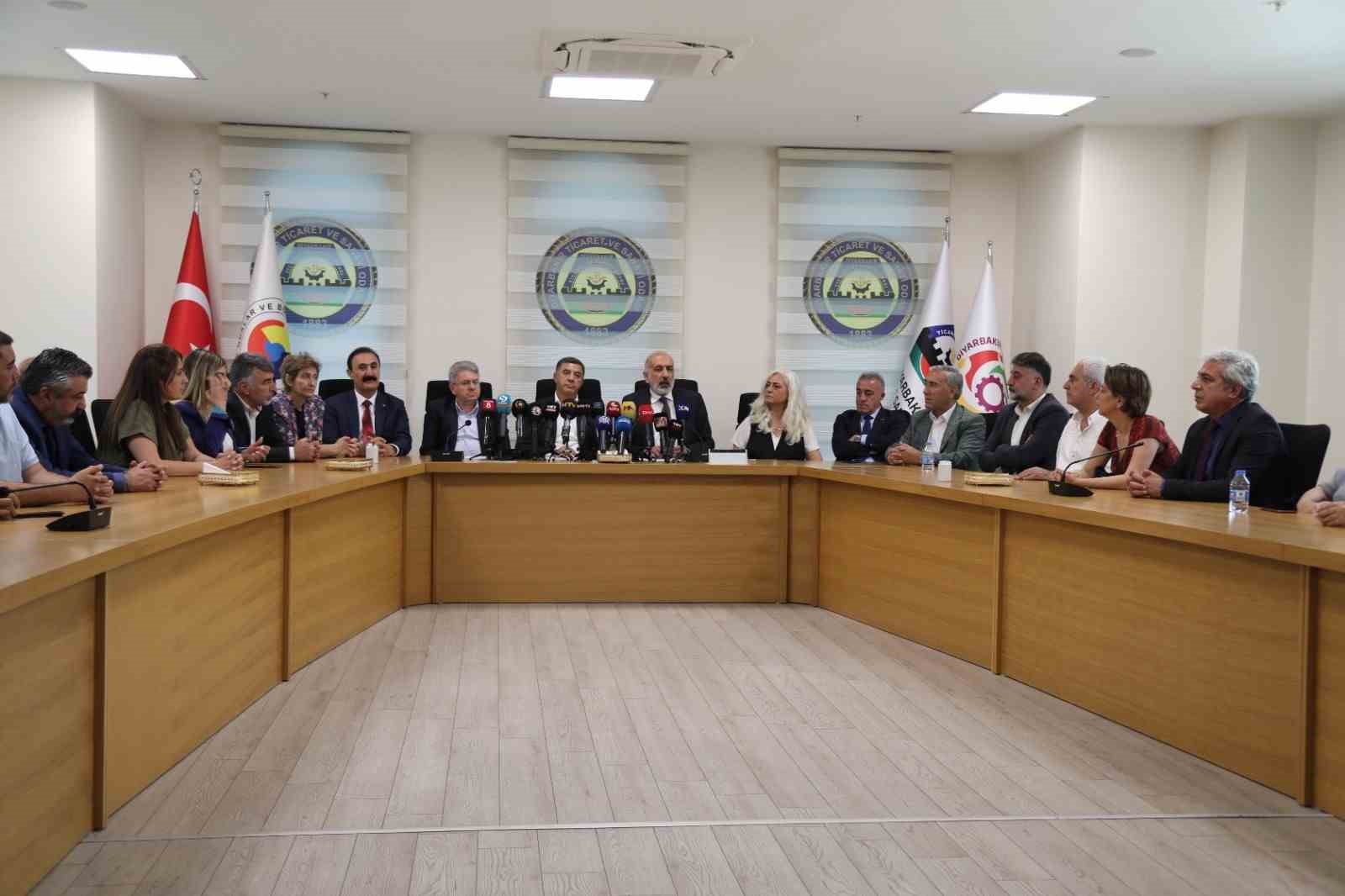 Doğu ve Güneydoğu Anadolu bölgesindeki oda, borsa ve STK’lardan PKK’nın silah bırakmasına ilişkin açıklama