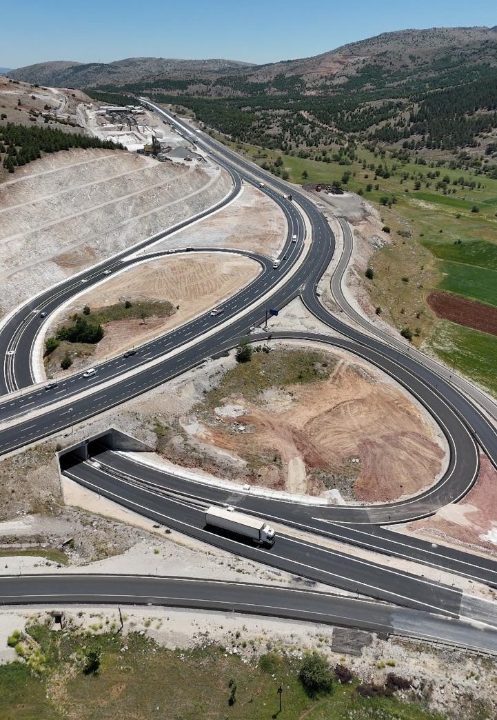Tavas makası - Serinhisar bağlantı yolu ulaşıma açıldı