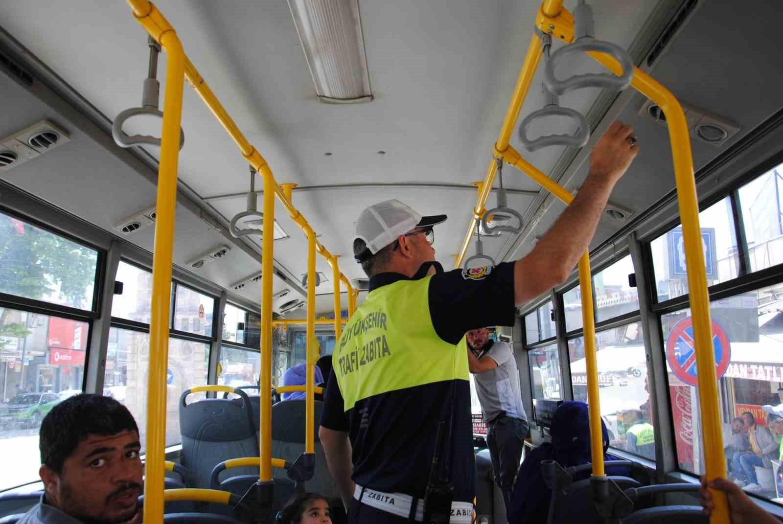 Şanlıurfa’da klima çalıştırmayan otobüslere sıkı takip