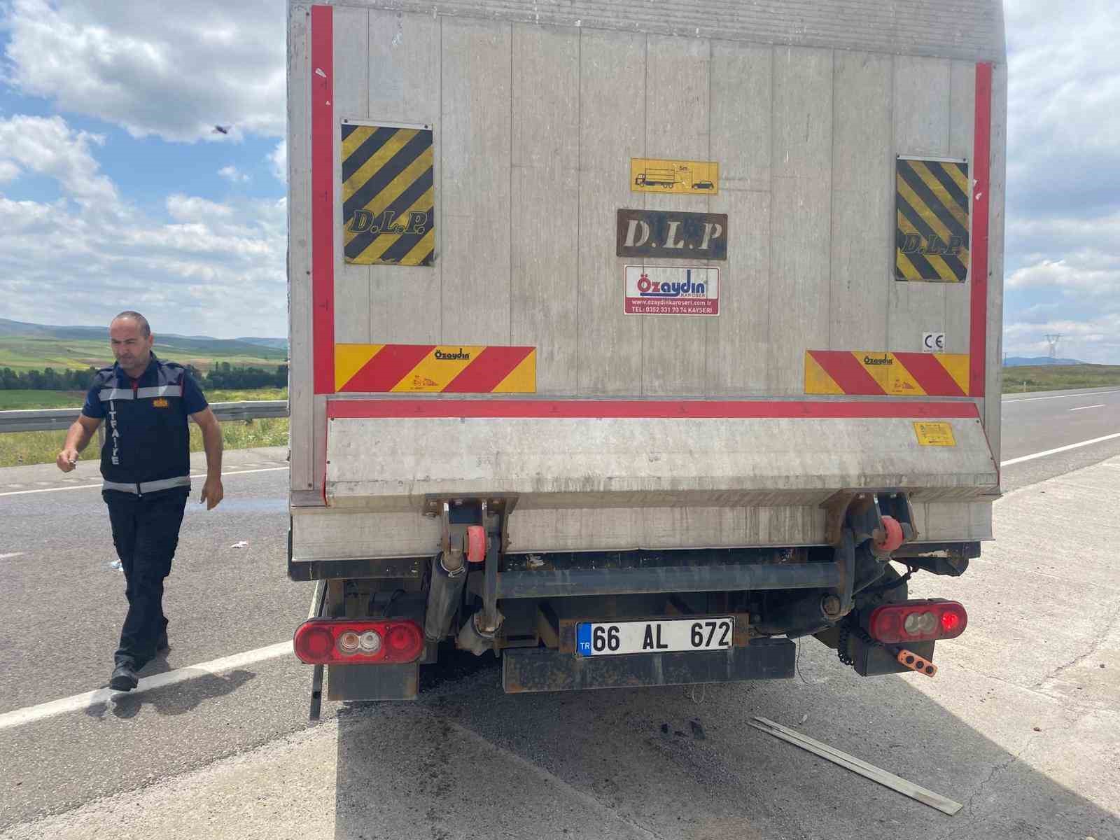 Yozgat'ta trafik kazasında 1 kişi ağır yaralandı (İHA)