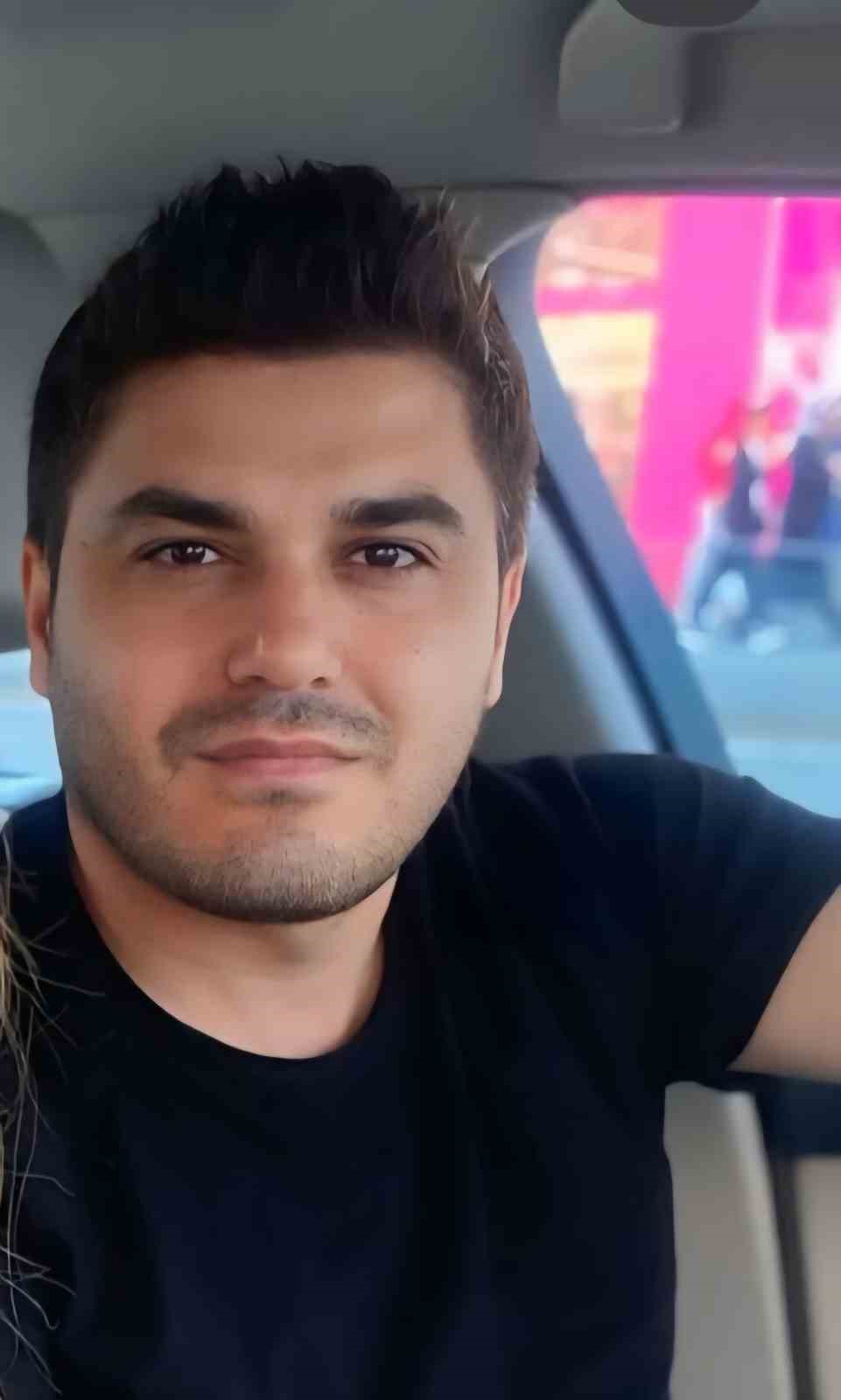 Sivas&rsquo;a şehit ateşi d&uuml;şt&uuml;, baba ocağına T&uuml;rk bayrağı asıldı
