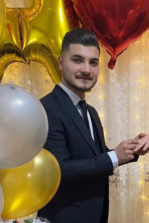 Tekne gezisi faciaya dönüştü: Genç adam gölde kayboldu
