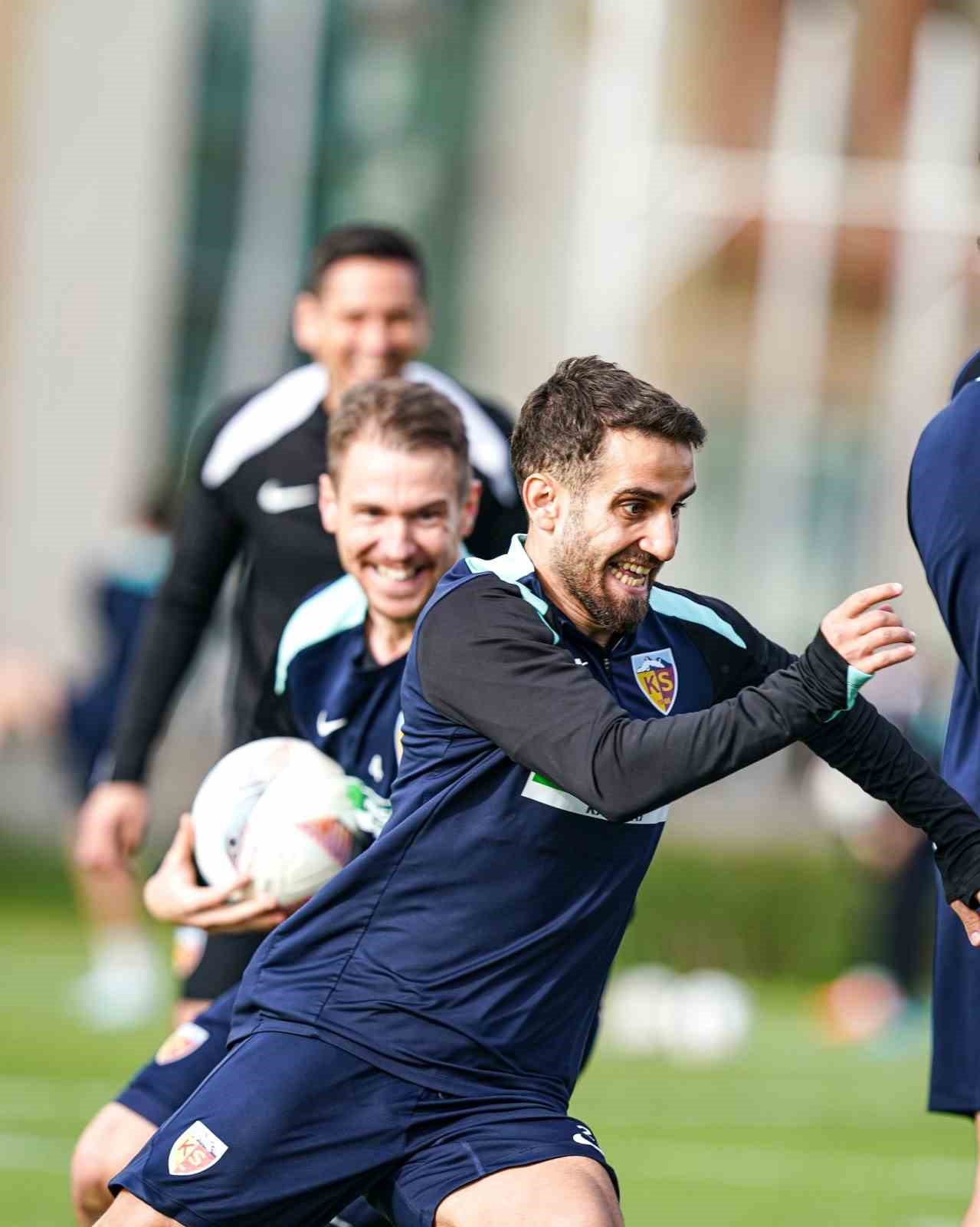 Kayserispor 48 puanı bulmak istiyor
