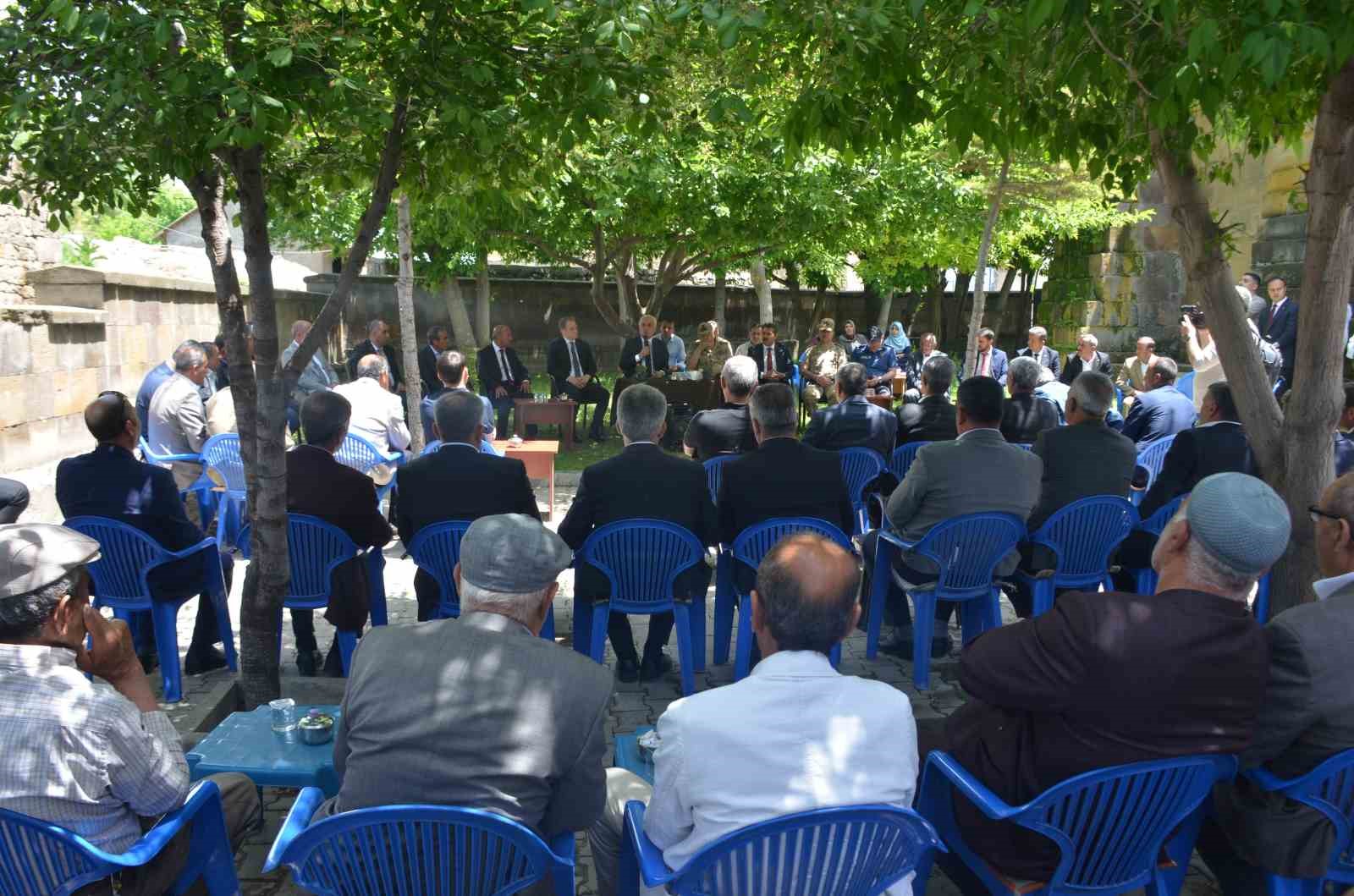Vali Avni Çakır: "Gönül birliği ile aşamayacağımız hiçbir engel yoktur"
