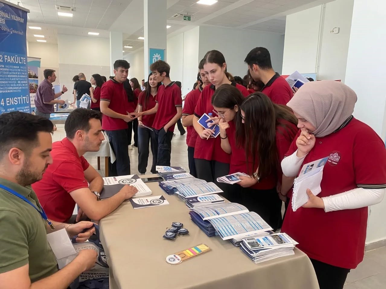 EBY&Uuml;, Tunceli Munzur &Uuml;niversitesi &Uuml;niversite Tanıtım Fuarı&rsquo;na katıldı
