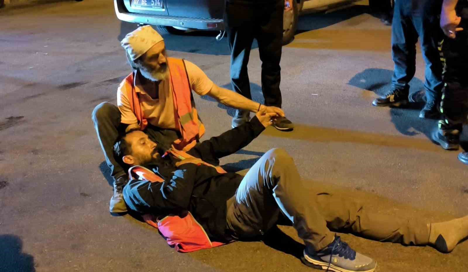 Otomobille çarpışan motosiklet sürücüsü yaralandı