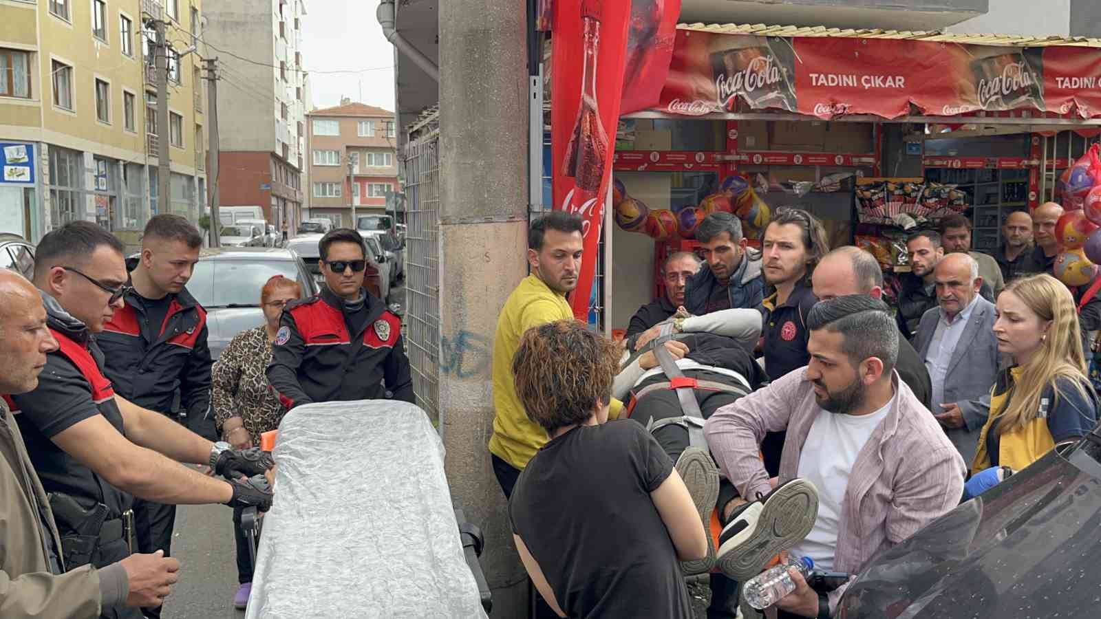 Sokak ortasında darp edildi