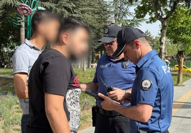 Isparta&rsquo;da 24 saatte 4 kişi g&ouml;zaltına alındı, 26 ara&ccedil; trafikten men  edildi
