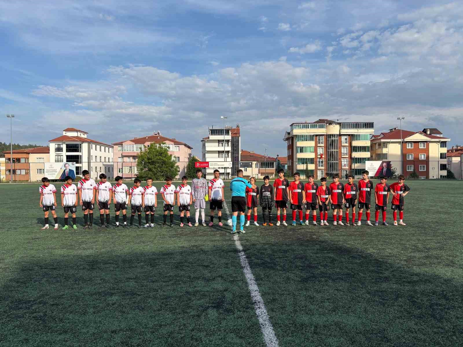 Bilecik Futbol Akademi lige başarılı bir skorla başladı
