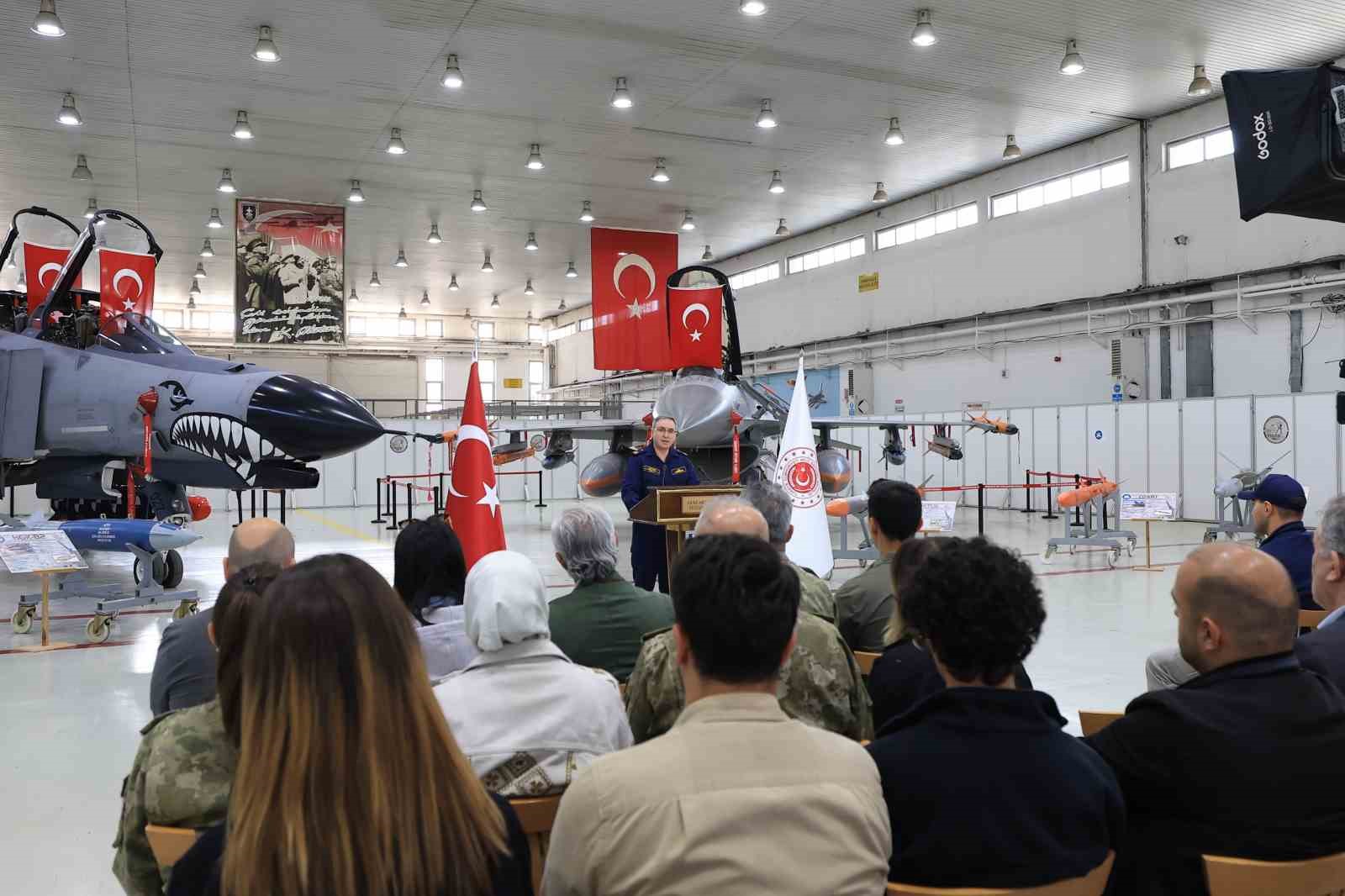 MSB kaynakları: "SDG ter&ouml;r &ouml;rg&uuml;t&uuml;n&uuml;n Suriye ordusuna entegrasyonu konularında tutumumuz değişmemiştir"
