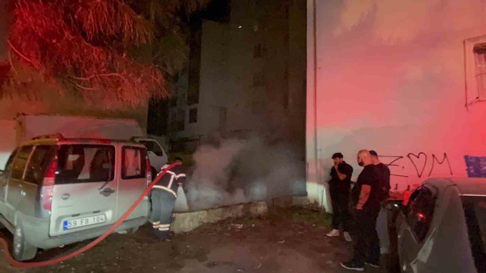 &Ccedil;orlu&rsquo;da &ccedil;alılık yangını
