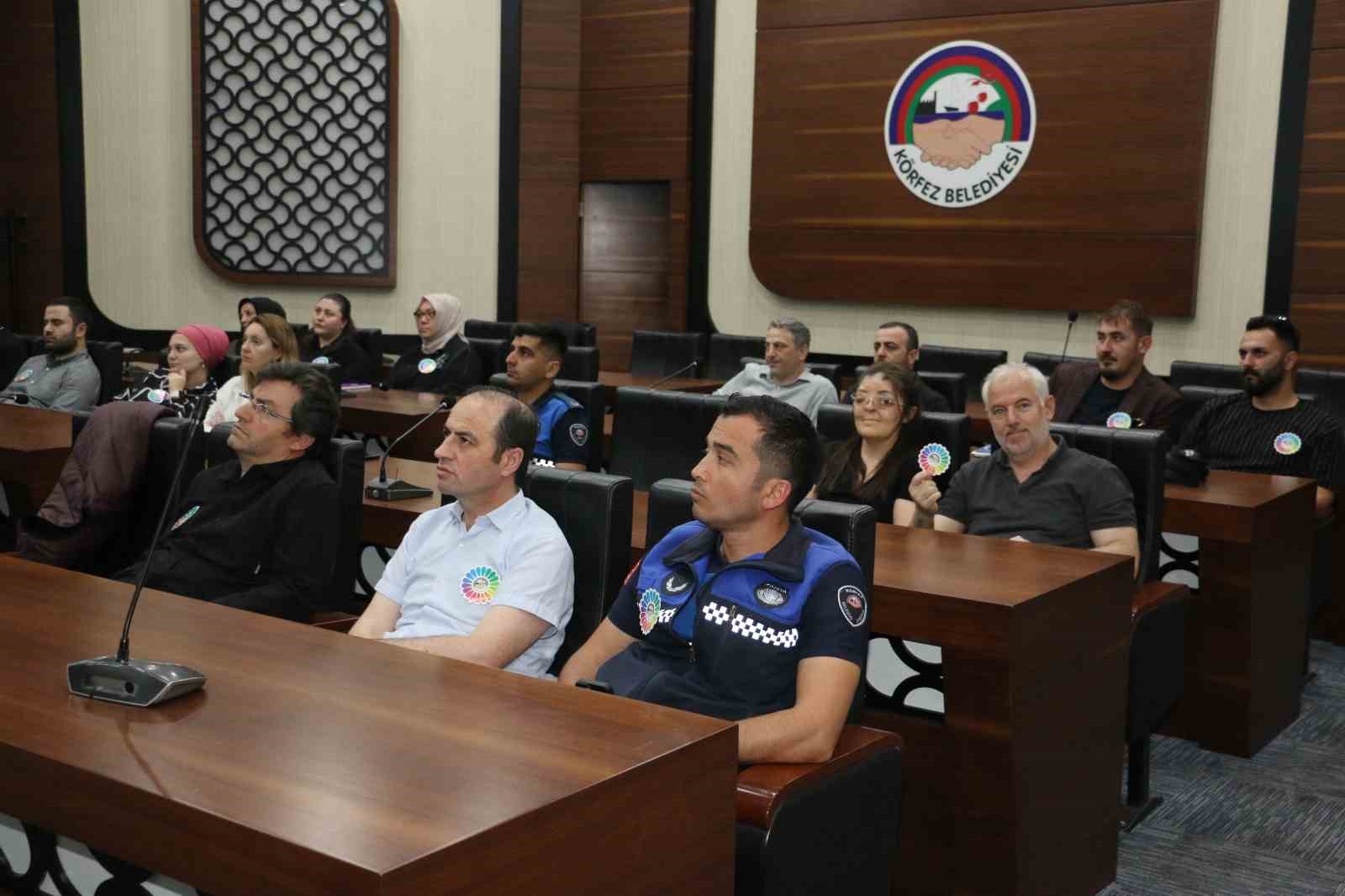 K&ouml;rfez Belediyesi&rsquo;nden etik eğitimi
