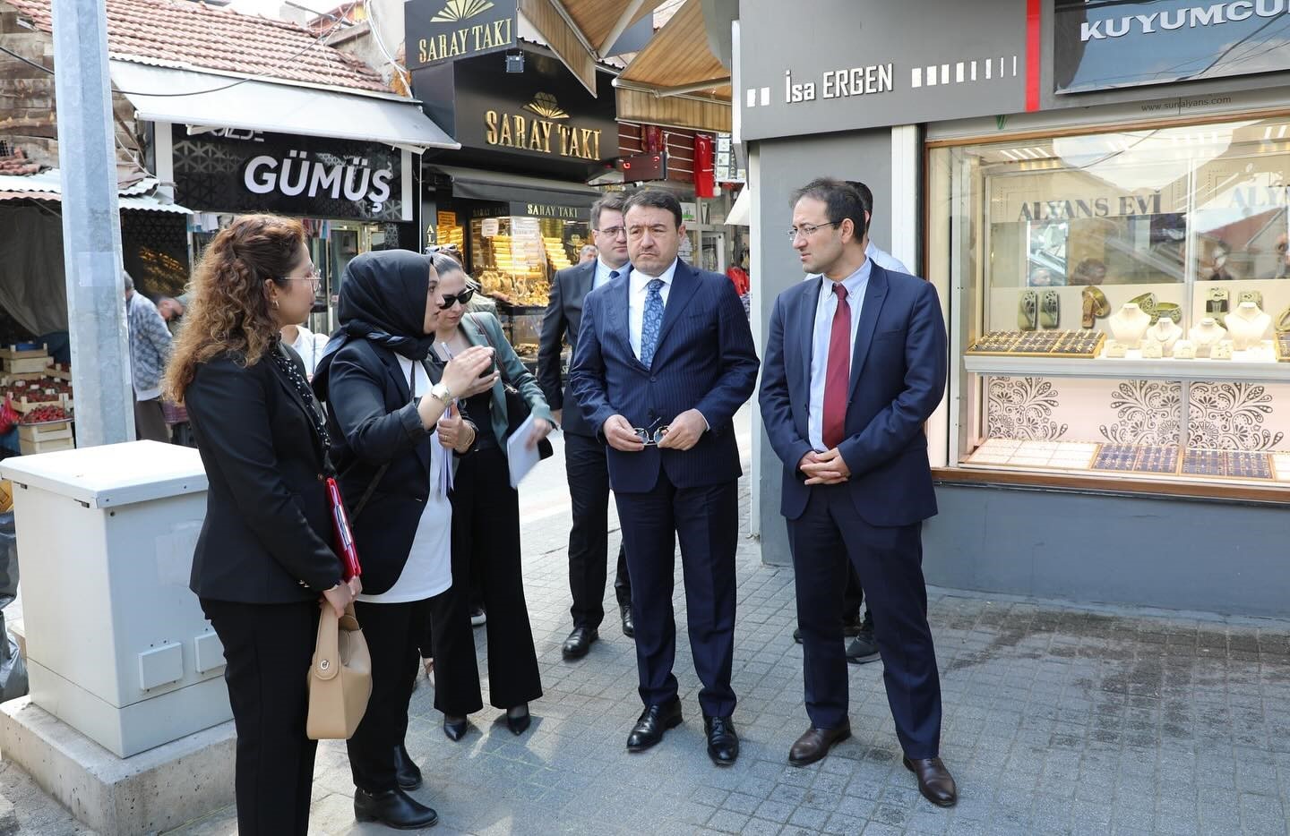 Kütahya’da ’Pekmez Pazarı Sokak Sağlıklaştırma Projesi’ yerinde incelendi
