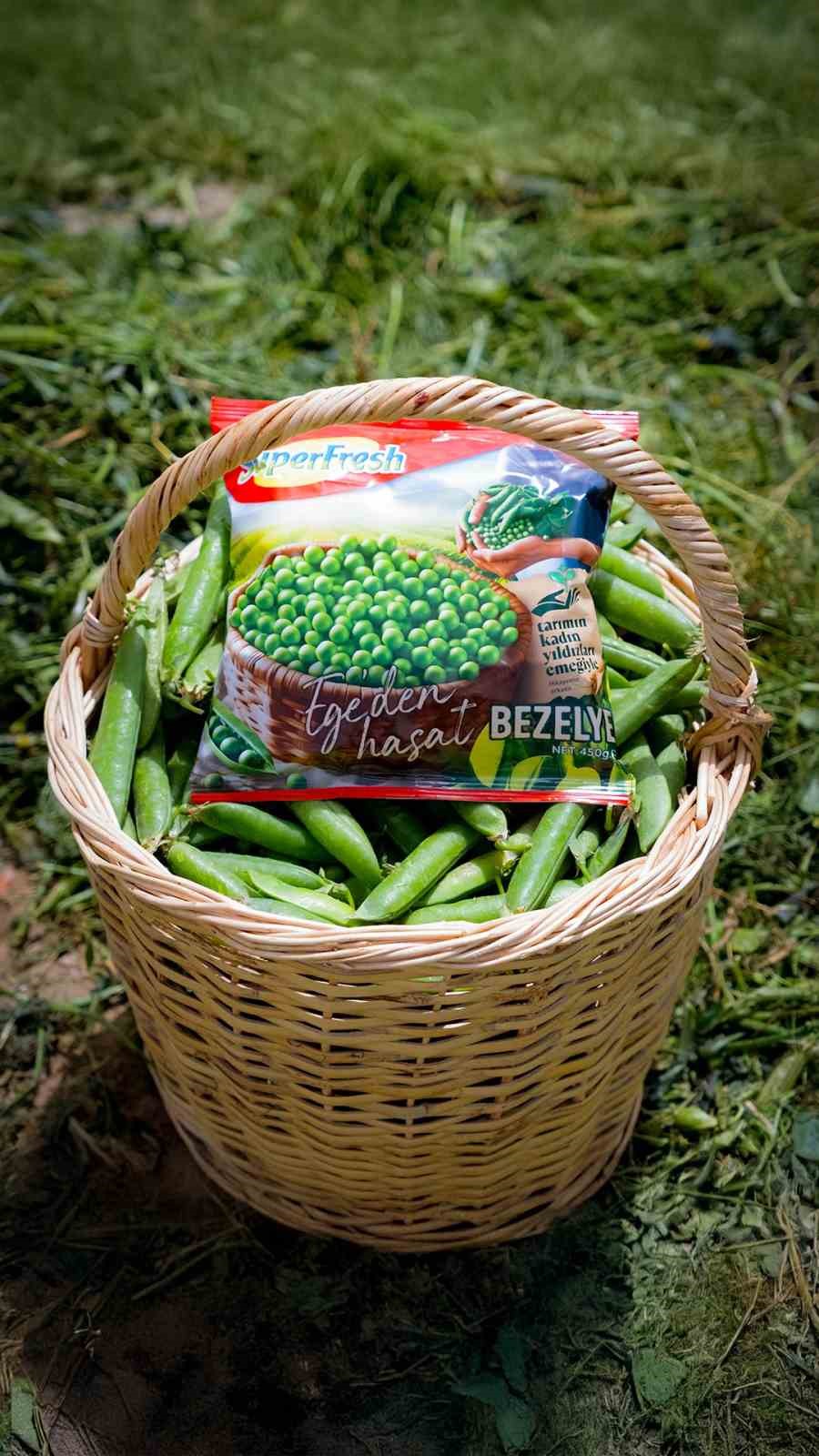Tarımın Kadın Yıldızları&rsquo;nın emeğiyle SuperFresh "Ege&rsquo;den Hasat Bezelye"
