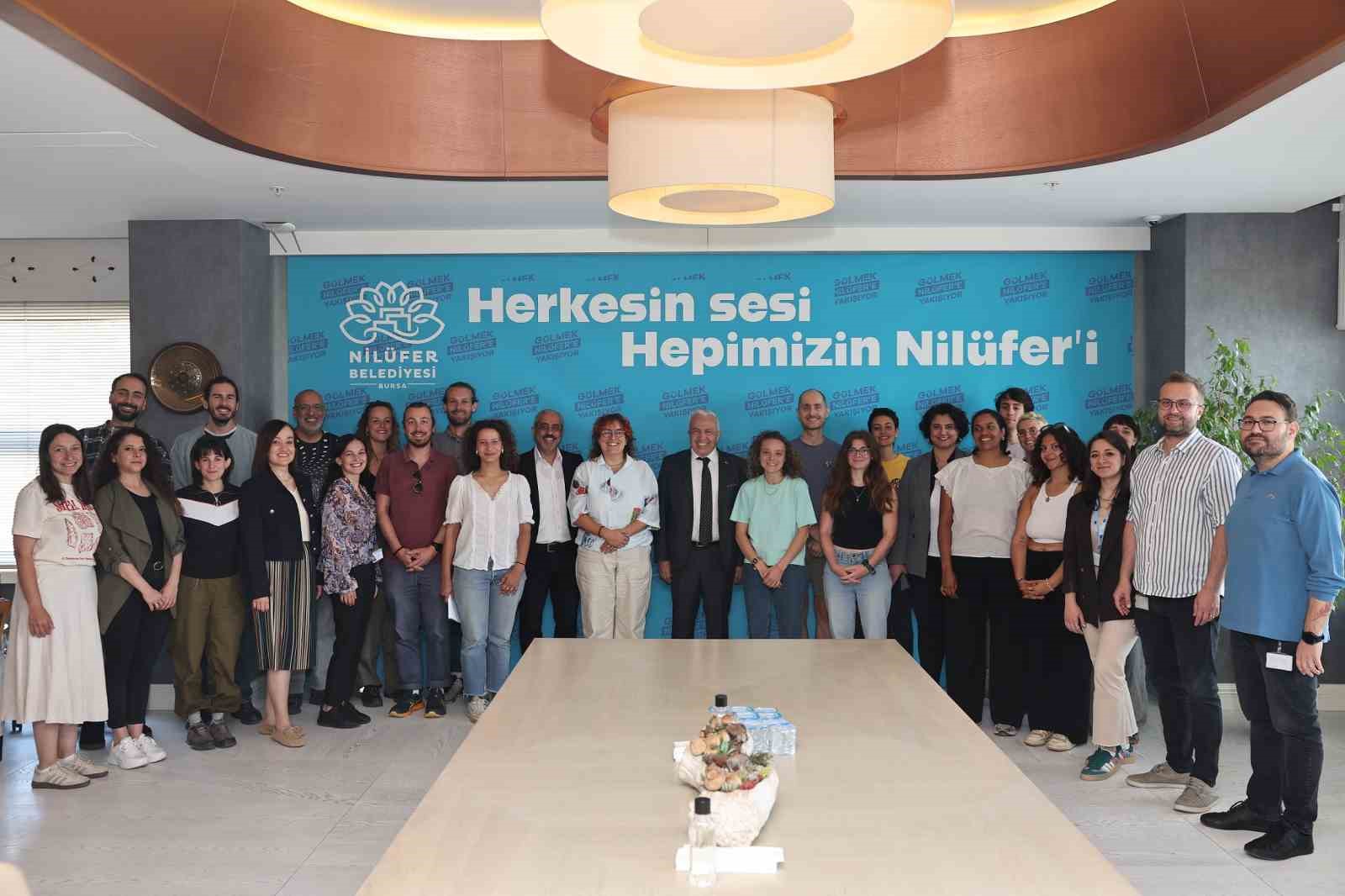 Fransa&rsquo;dan gelip Nil&uuml;fer&rsquo;in sağlıklı gıda politikalarını incelediler
